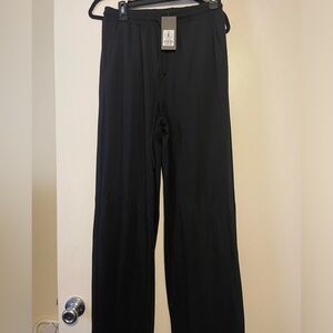 Straight relaxed athleisure pants. Tall girl friendly.